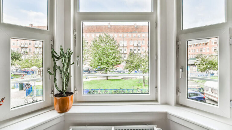 Okna energooszczędne – czy naprawdę pomagają obniżyć rachunki za ogrzewanie?