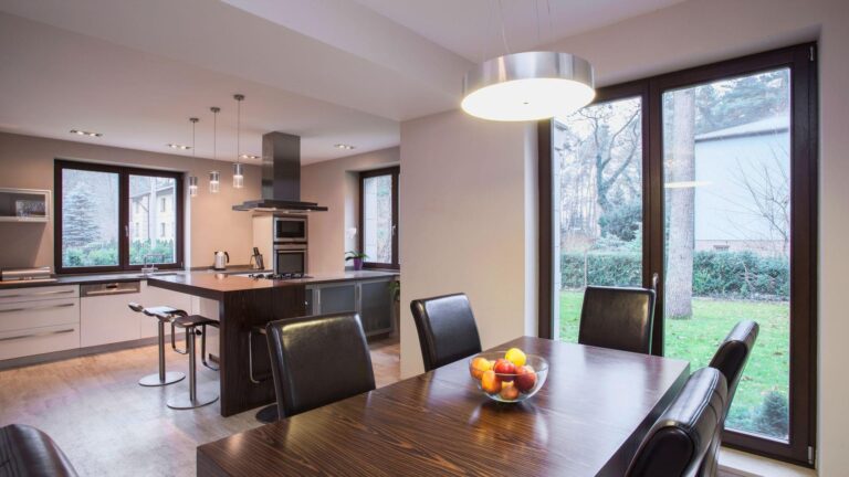 Okna PCV w Oświęcimiu – dlaczego są najpopularniejszym wyborem mieszkańców?